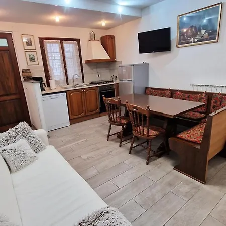 6 Posti Letto, Piste Da Scii, Parcheggio Gratis